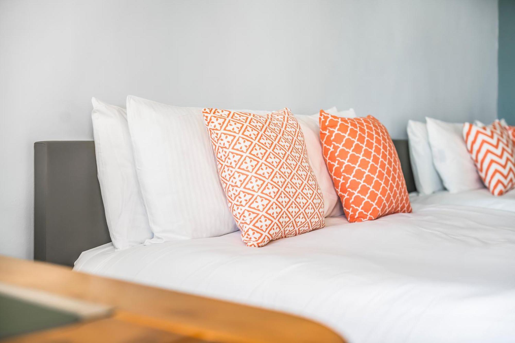 Privat overnatting Stunning Massive Bedroom +direct Thames River View