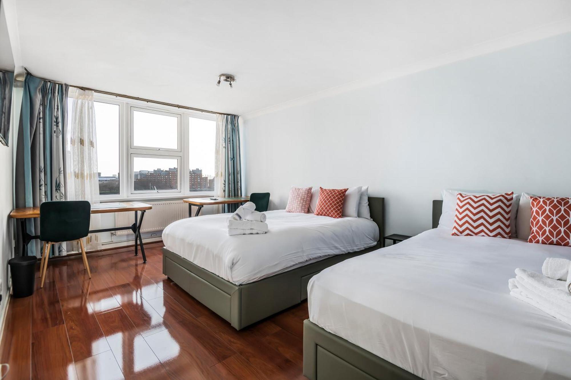 Stunning Massive Bedroom +direct Thames River View Privat overnatting *