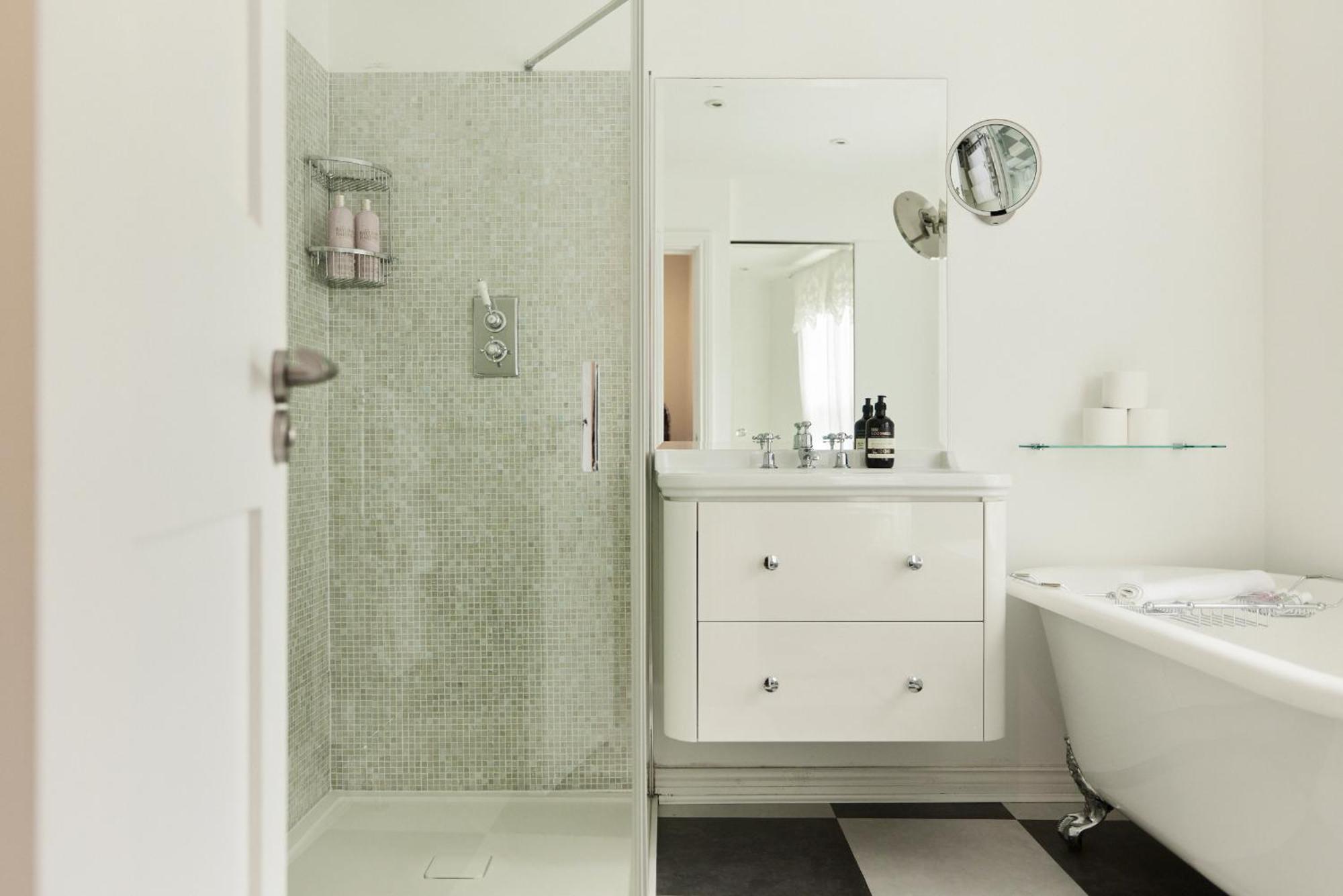 The Designers Kensington - Stylish 1bdr Flat Lägenhet