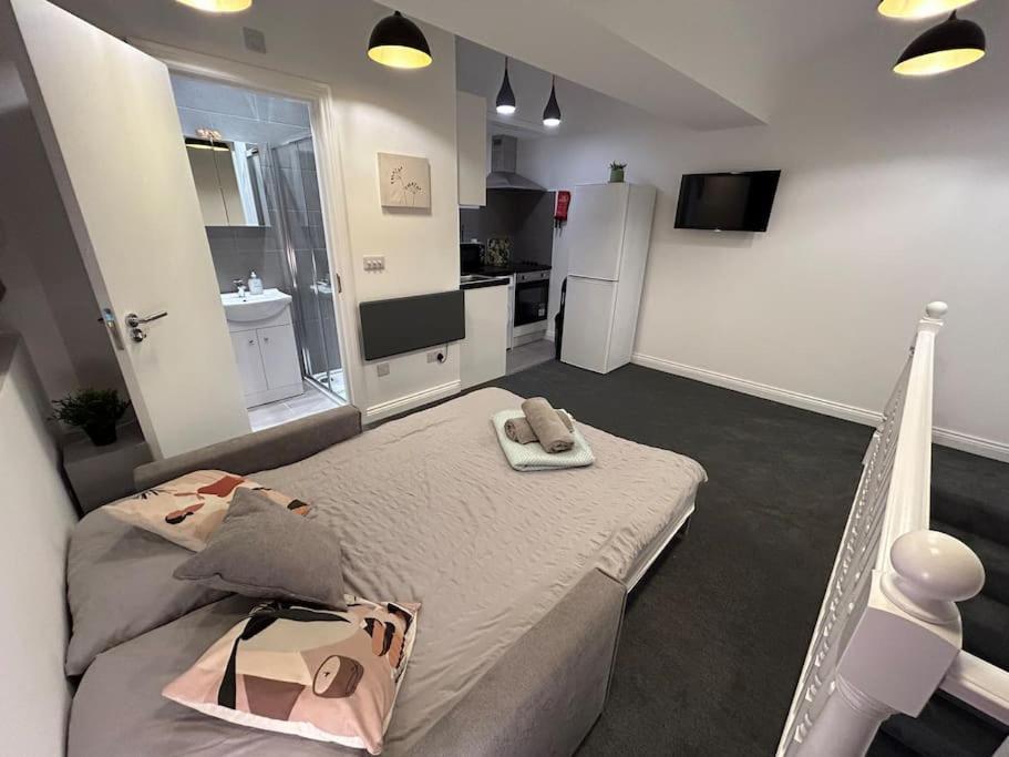 City Studio Escape Near Emirates * Londen