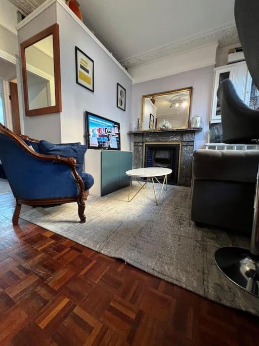 Central London Apartment Lägenhet