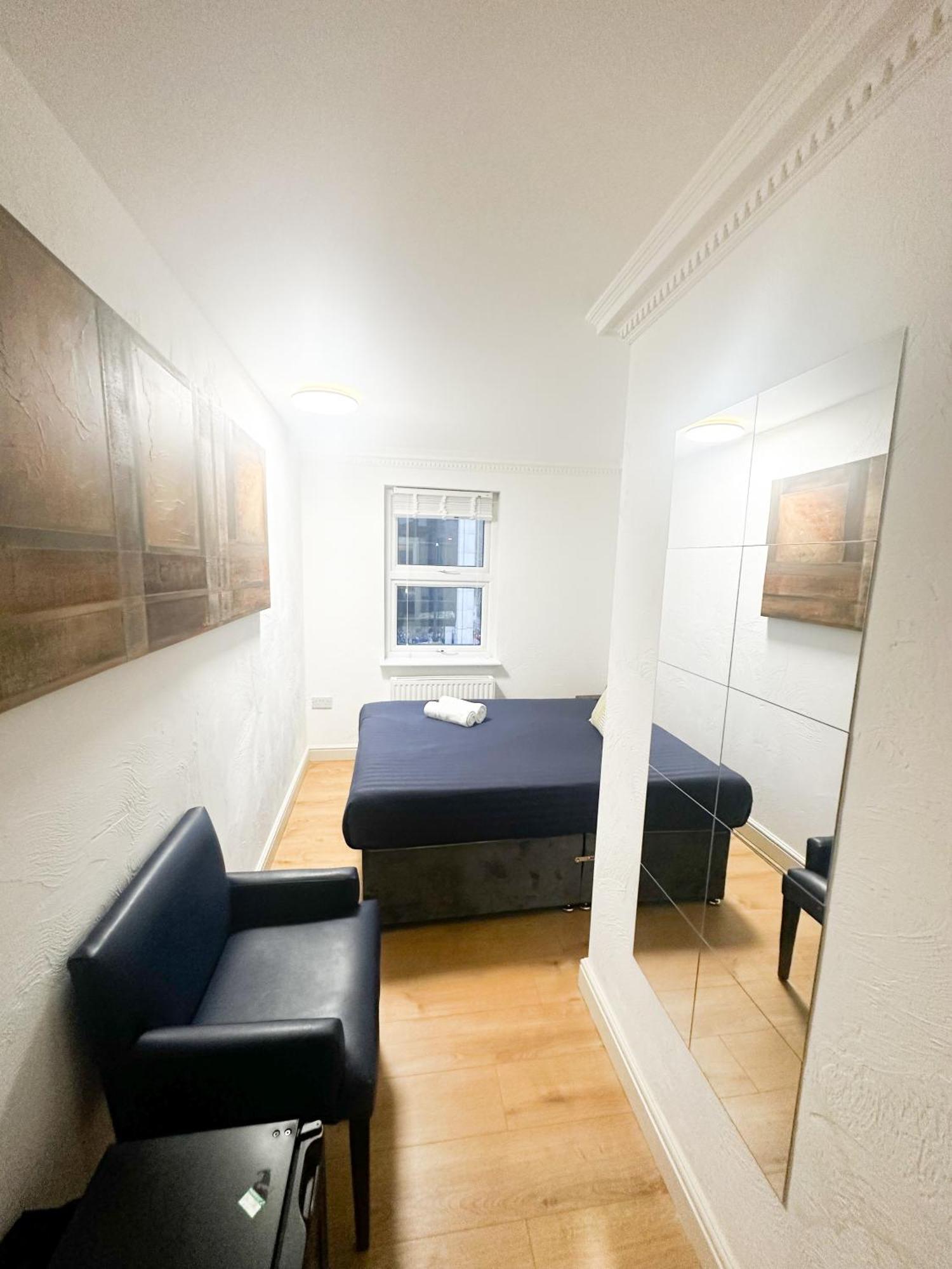 Flat 3 In Aldgate Lägenhet