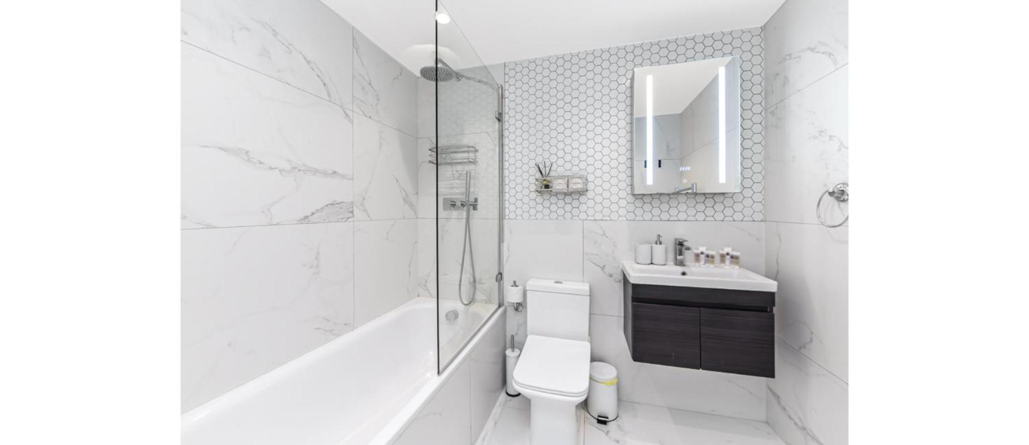 Lägenhet Calling: 2br Flat With Chic Flair