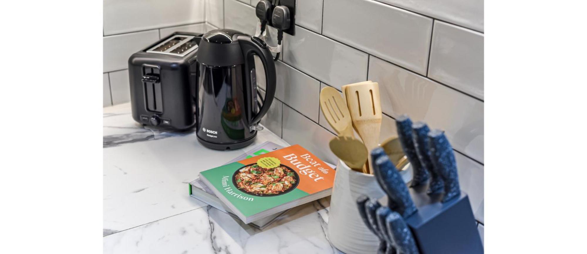 Lägenhet Calling: 2br Flat With Chic Flair *
