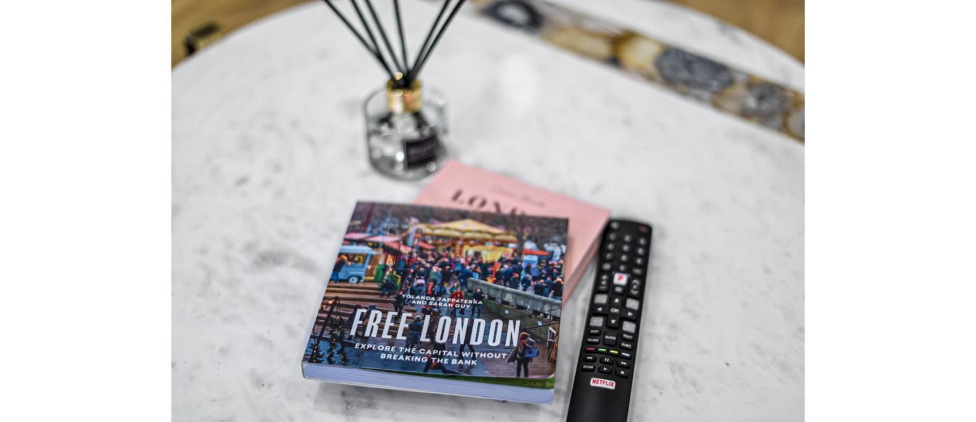Calling: 2br Flat With Chic Flair Lägenhet London