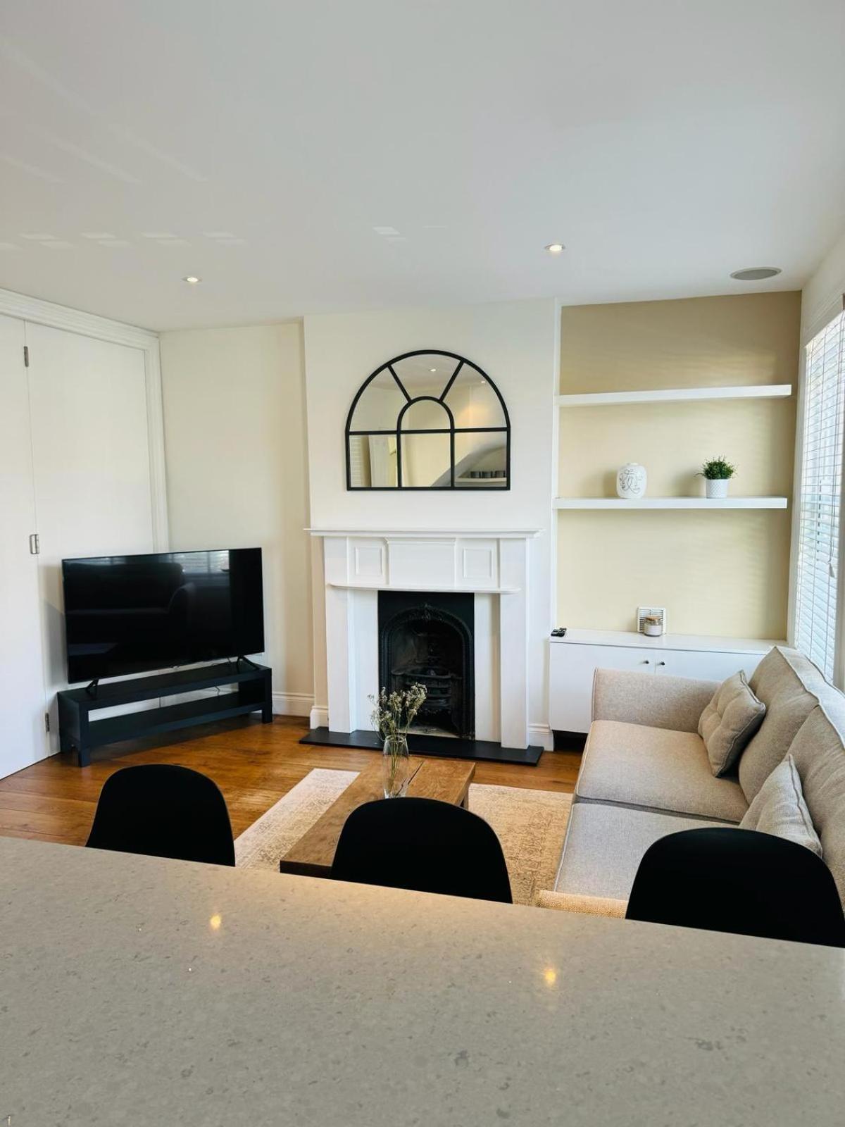 Stunning Flat In Chiswick Leilighet *