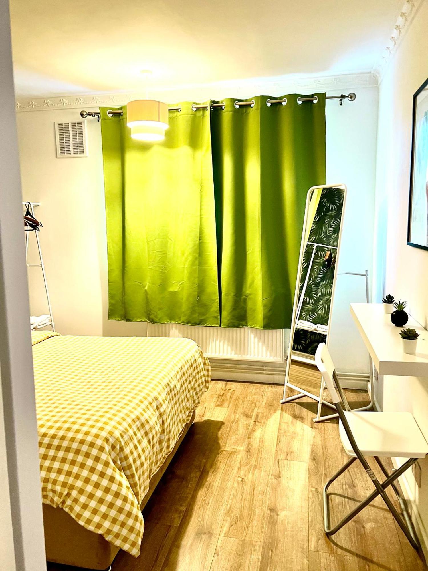 Cosy 4 Bedrooms Appartement Londres