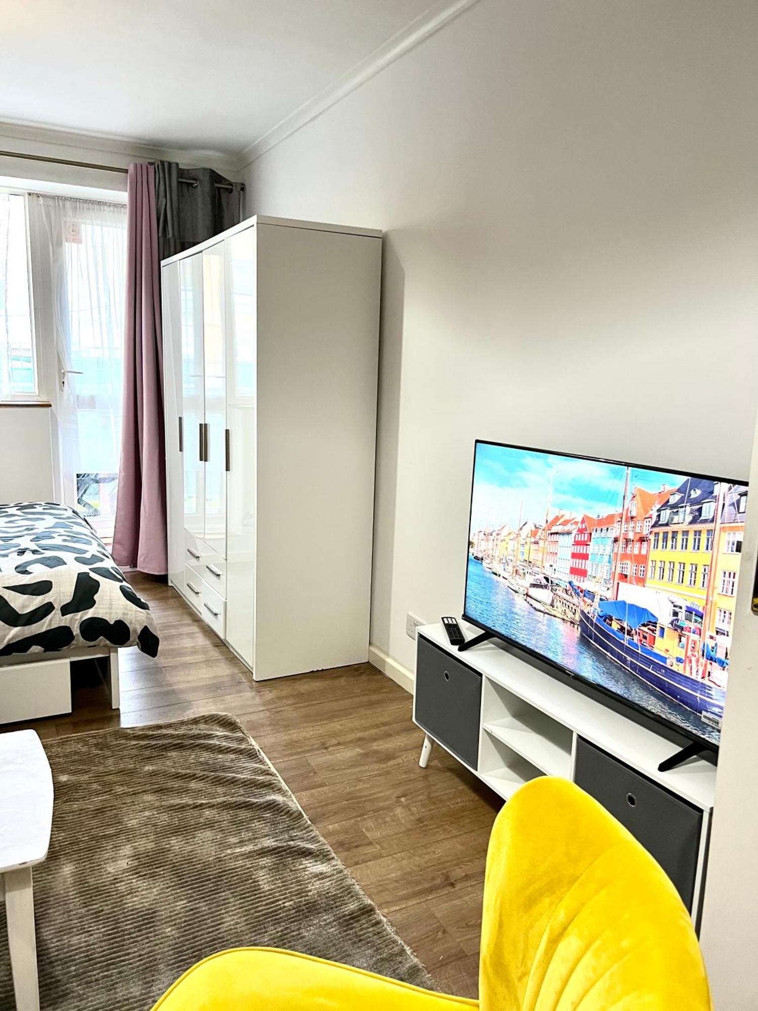 Cosy 4 Bedrooms Appartement *