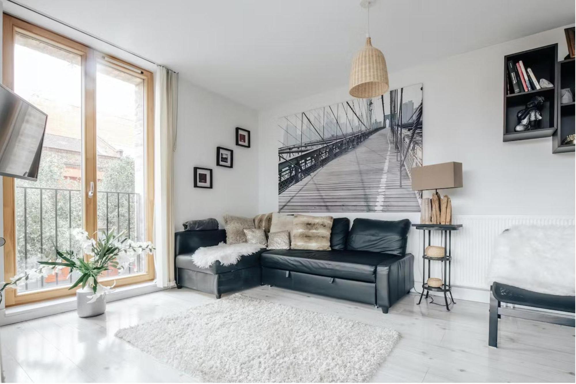 Stunning 2-bed & Balcony In Notting Hill Lägenhet London