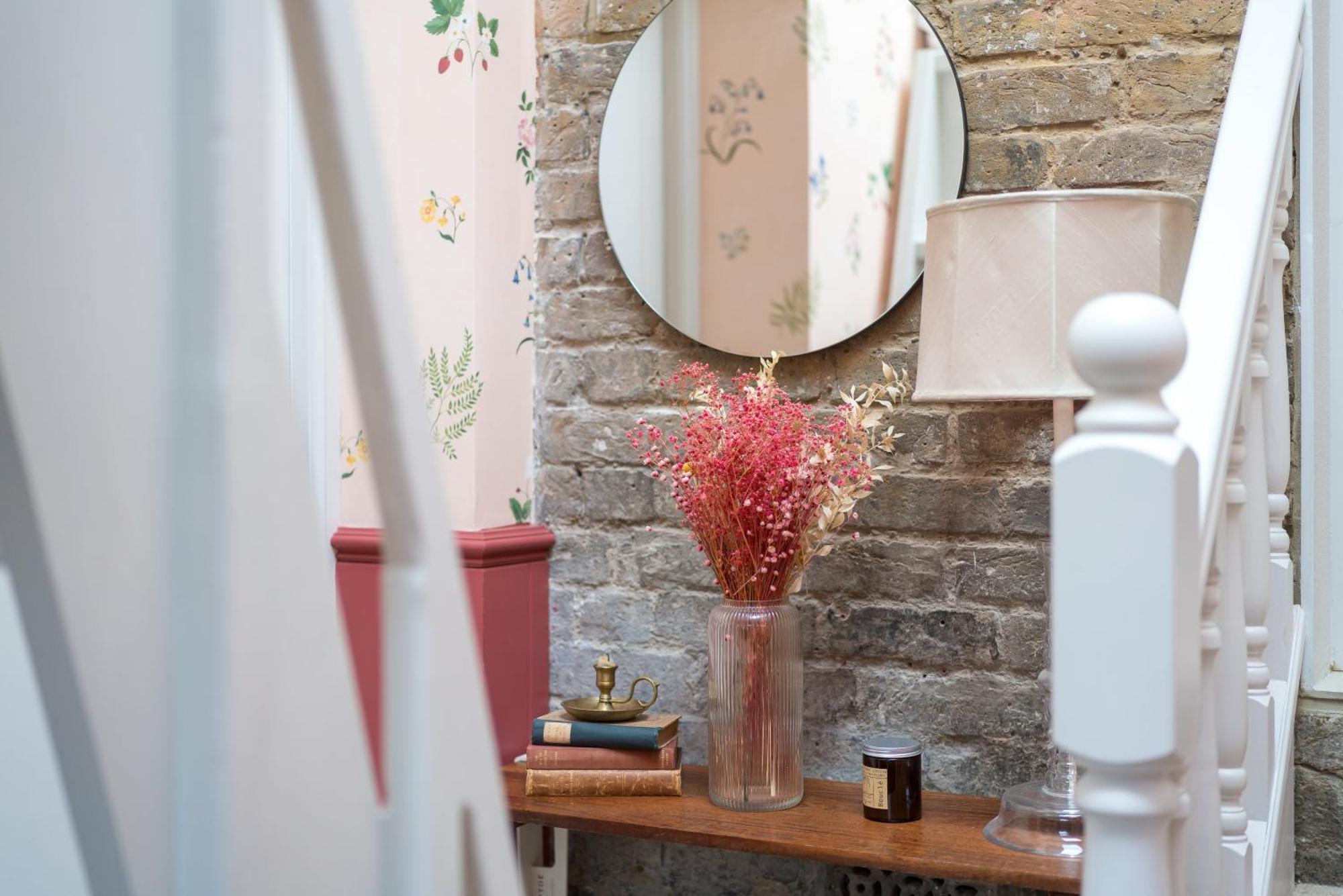 Apartment Joivy Stylish 2-bed House With Private Garden In Hackney London