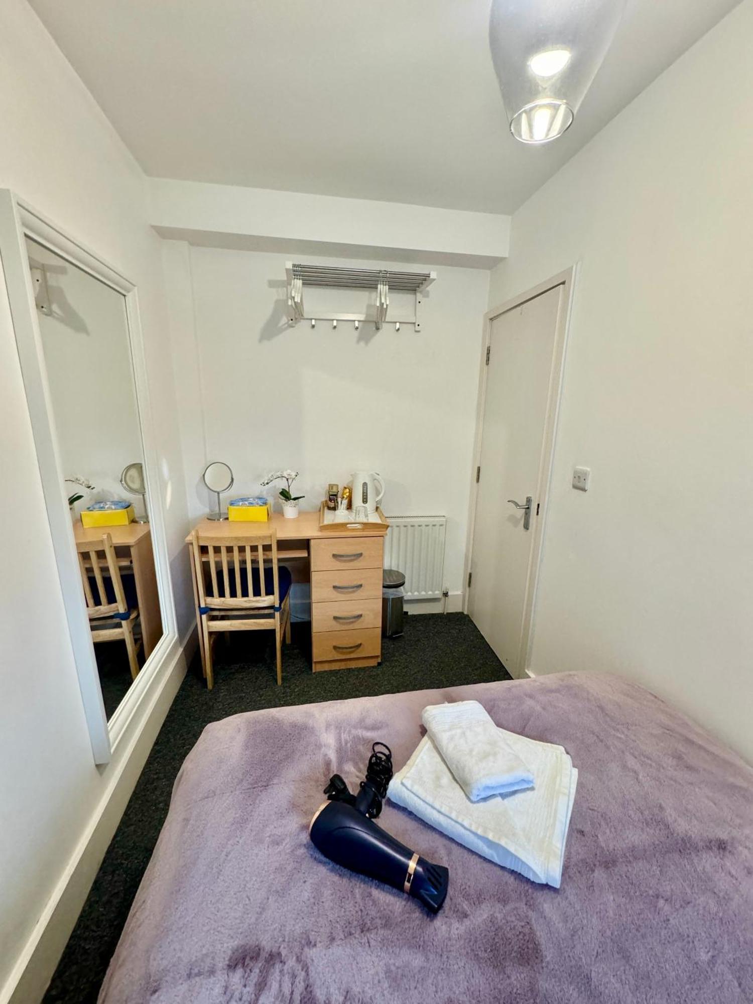 Privat bolig Cosmopolitan Comfort Private Bedrooms In Euston 106 *