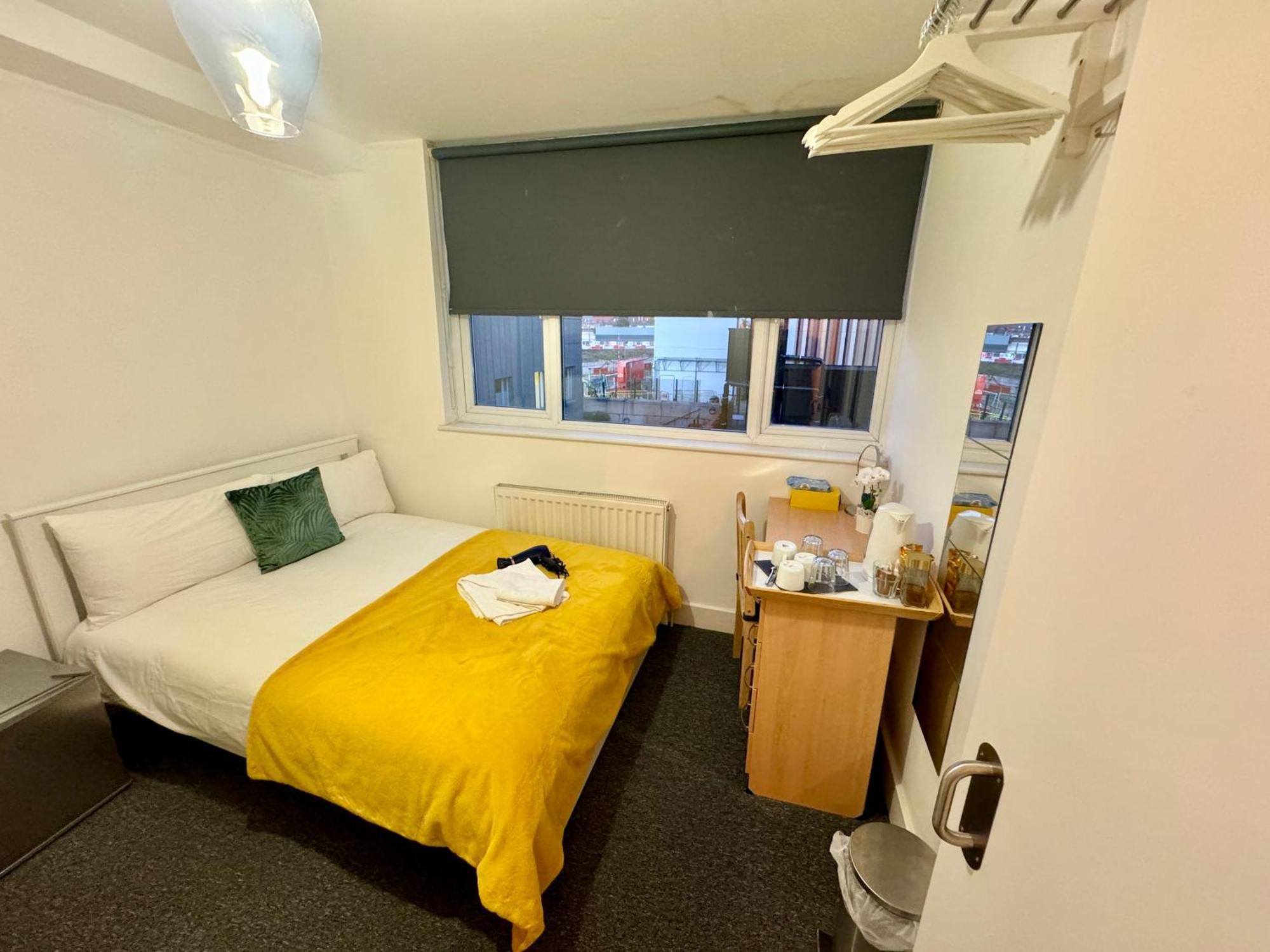 Privat bolig Cosmopolitan Comfort Private Bedrooms In Euston 106 *