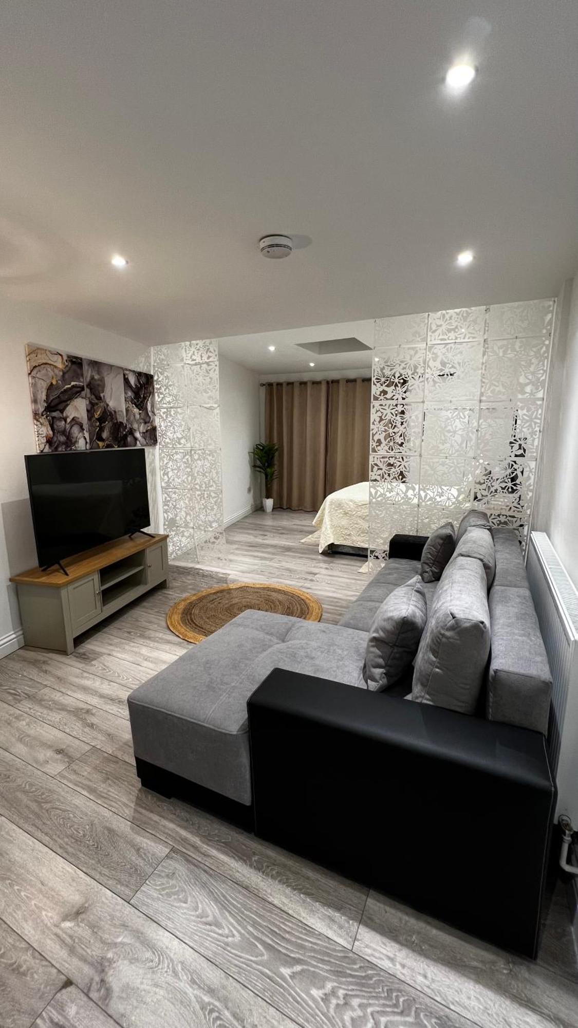 Charming Bedroom Flat Lejlighed *