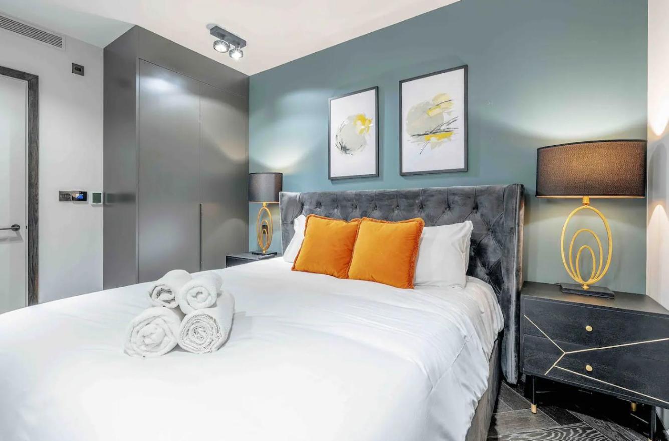 Newly Redecorated Soho Flat Appartement Londen