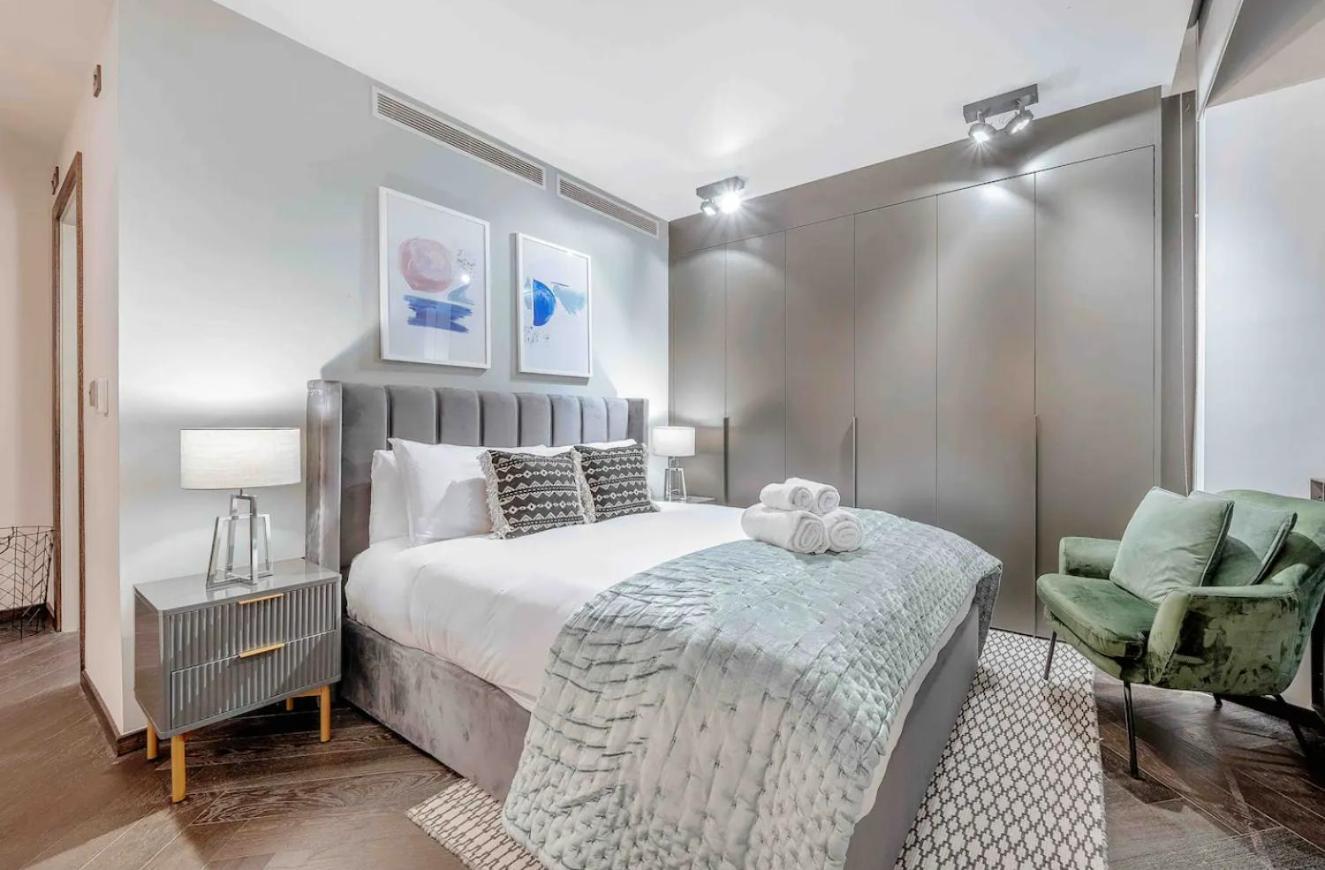 Newly Redecorated Soho Flat Appartement Londen