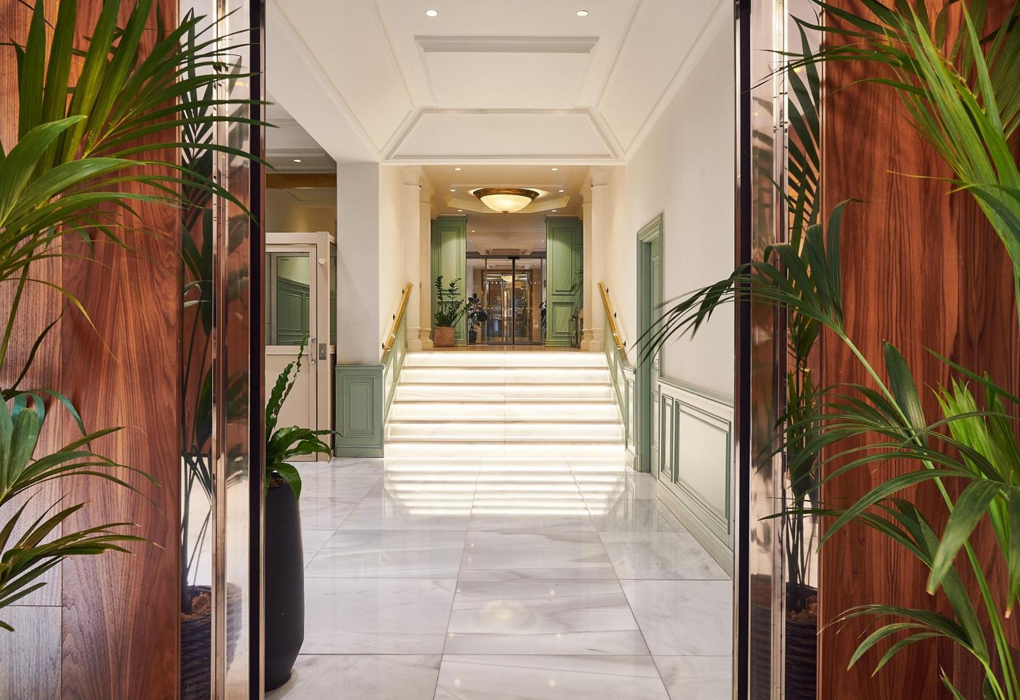 The Level At Melia White House Hotel London