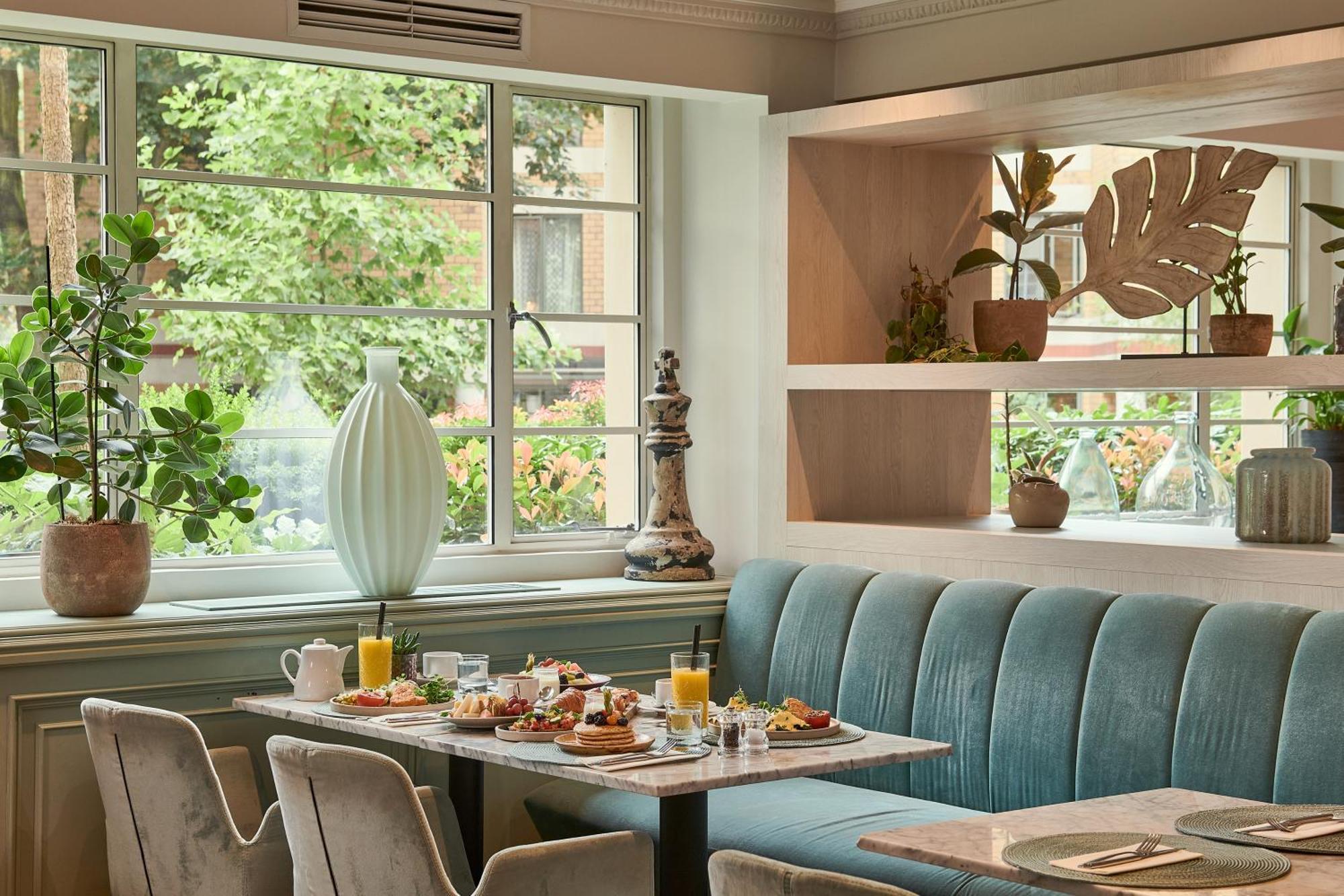 The Level At Melia White House Hotel 5*