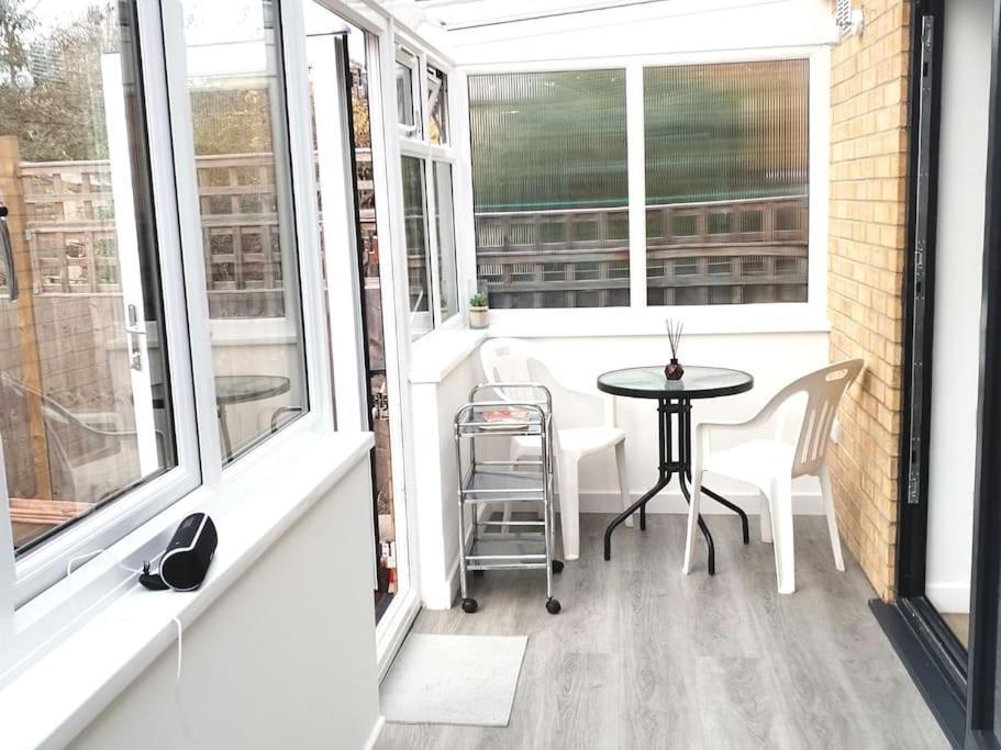 Feriehus Cosy Near E1 London
