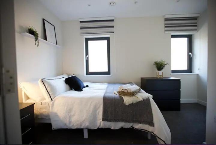 Apartment Chapel House London