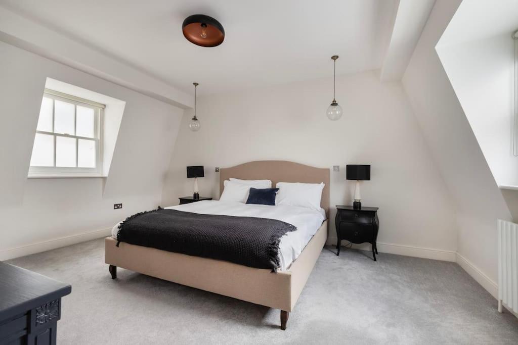 Beautiful 3 Bd House In Paddington Londres