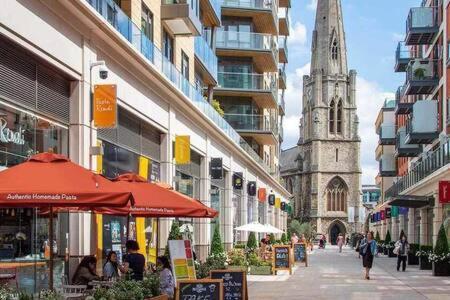 Apartment Modern One Bedroom In Ealing Common London
