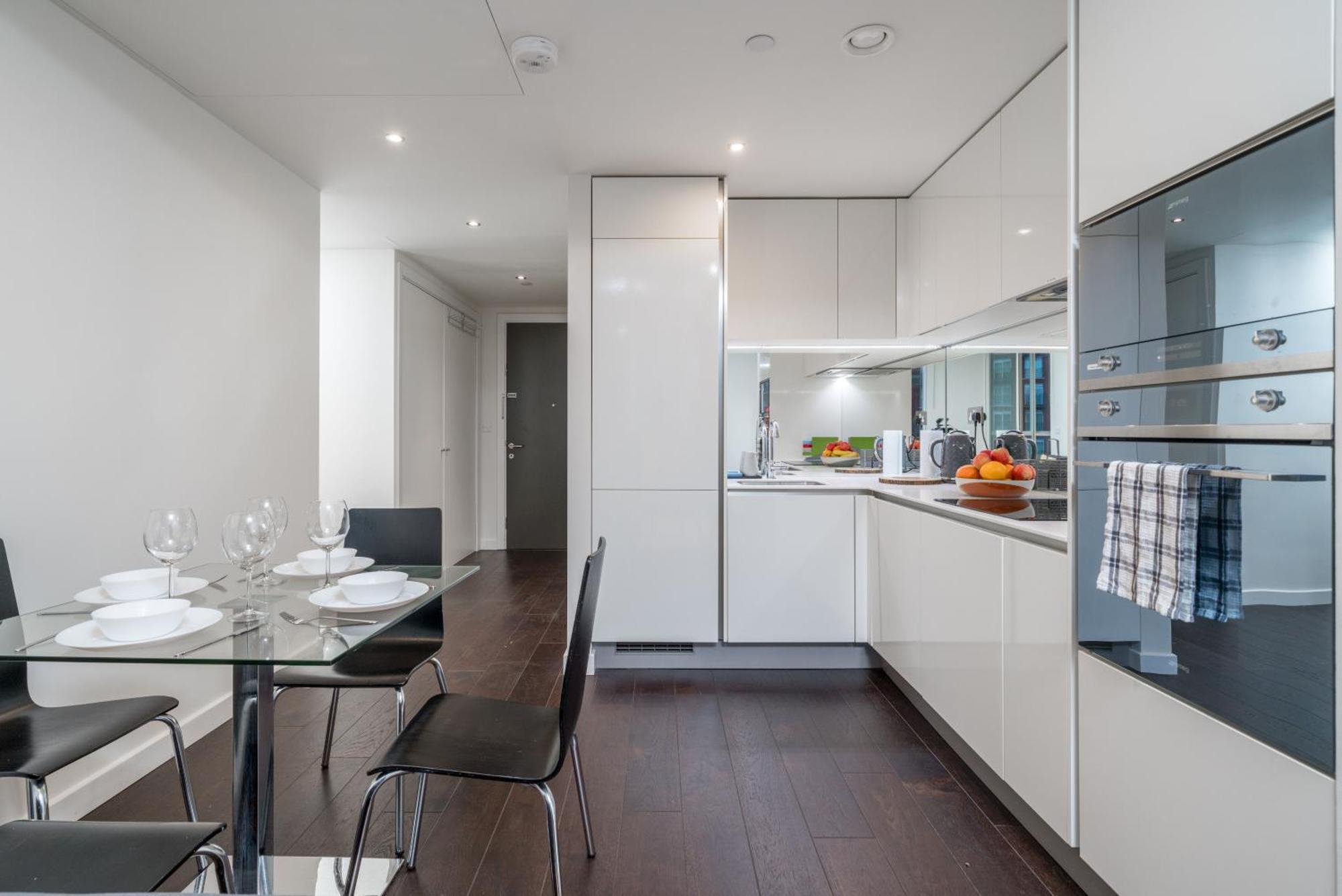 Apartment 5-star Family 2br 2ba Central Apt *