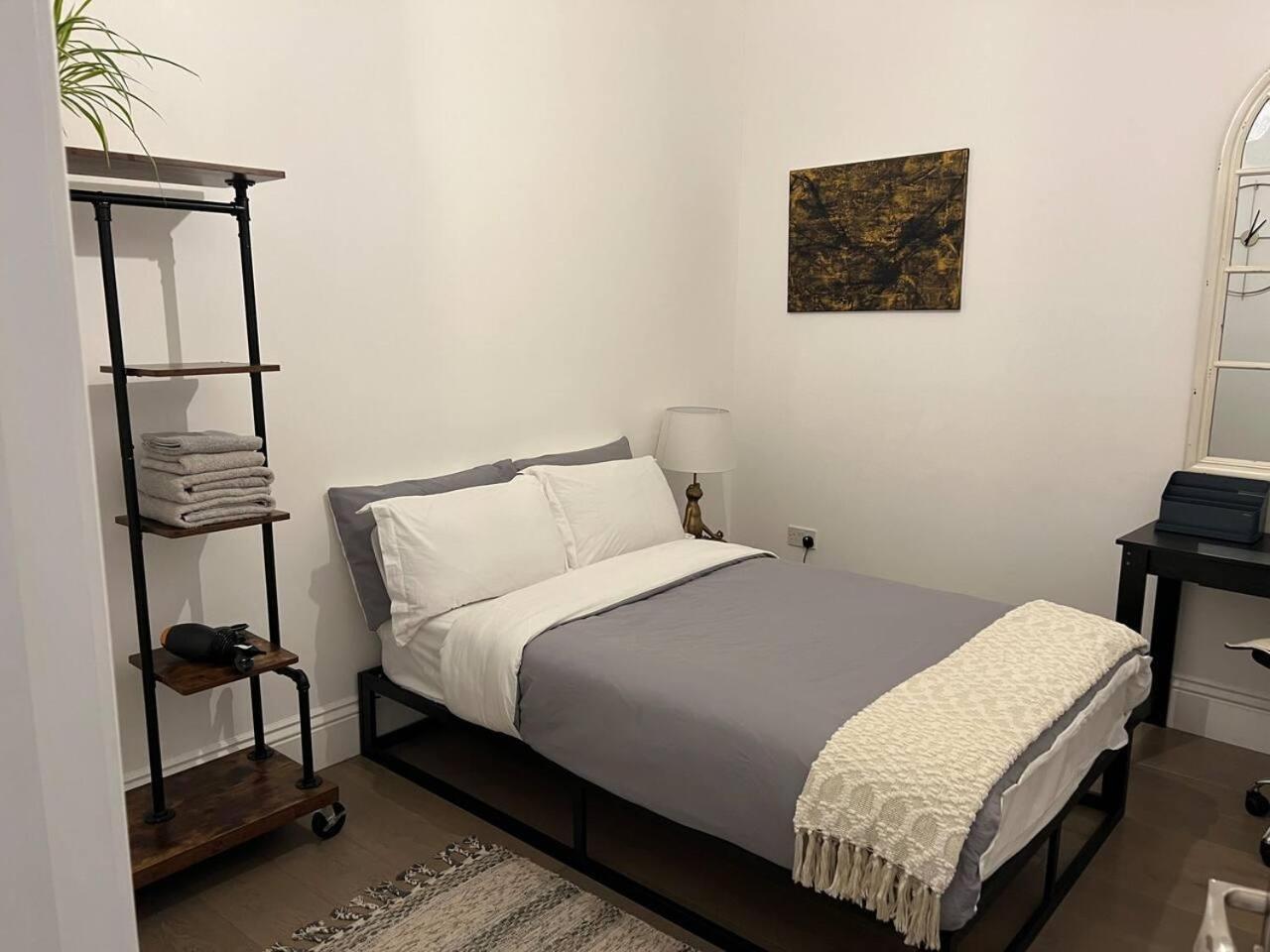 Appartement Modern And Spacious 2 Bedroom Flat Near Shoreditch Londen