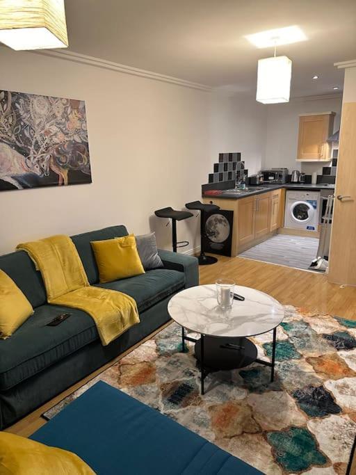 Appartamento Entire Flat In Ealing