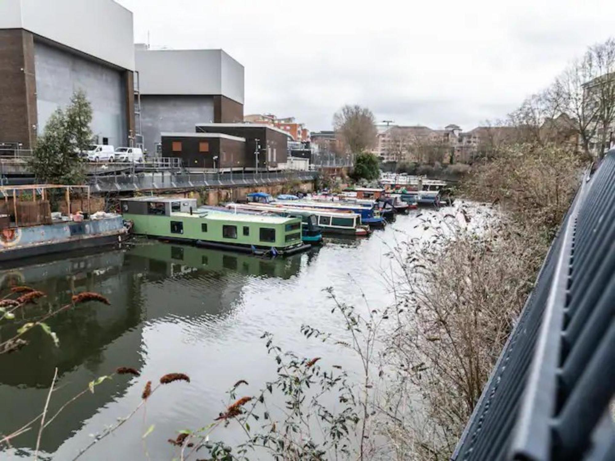 Pass The Keys Canal-view Flat Near Madame Tussauds * London