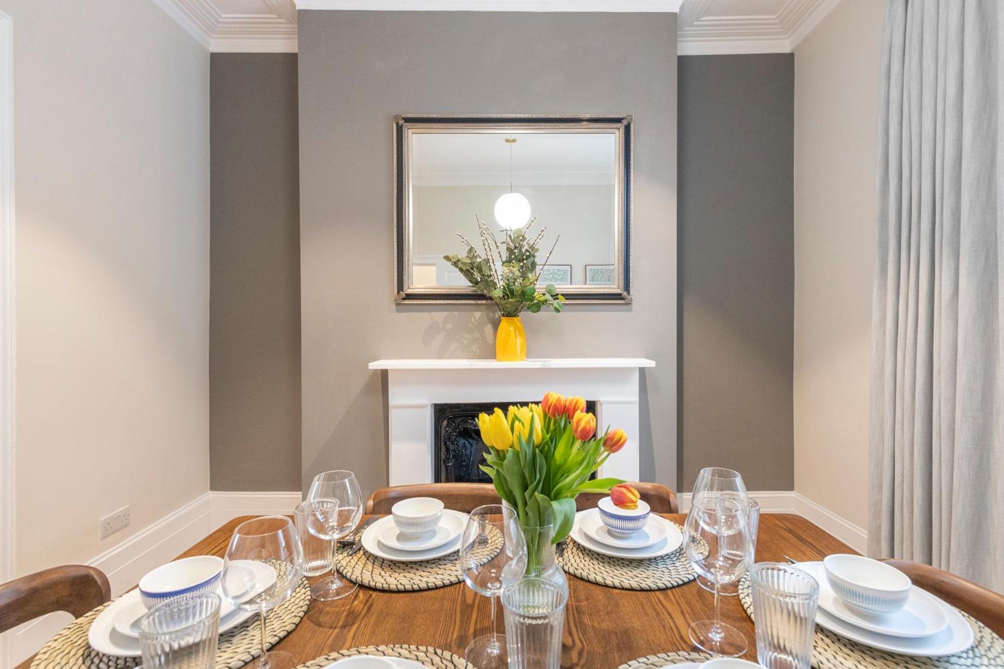 Guest Favorite Private With King Sized Bed And Garden Newly Renovated Apartment London