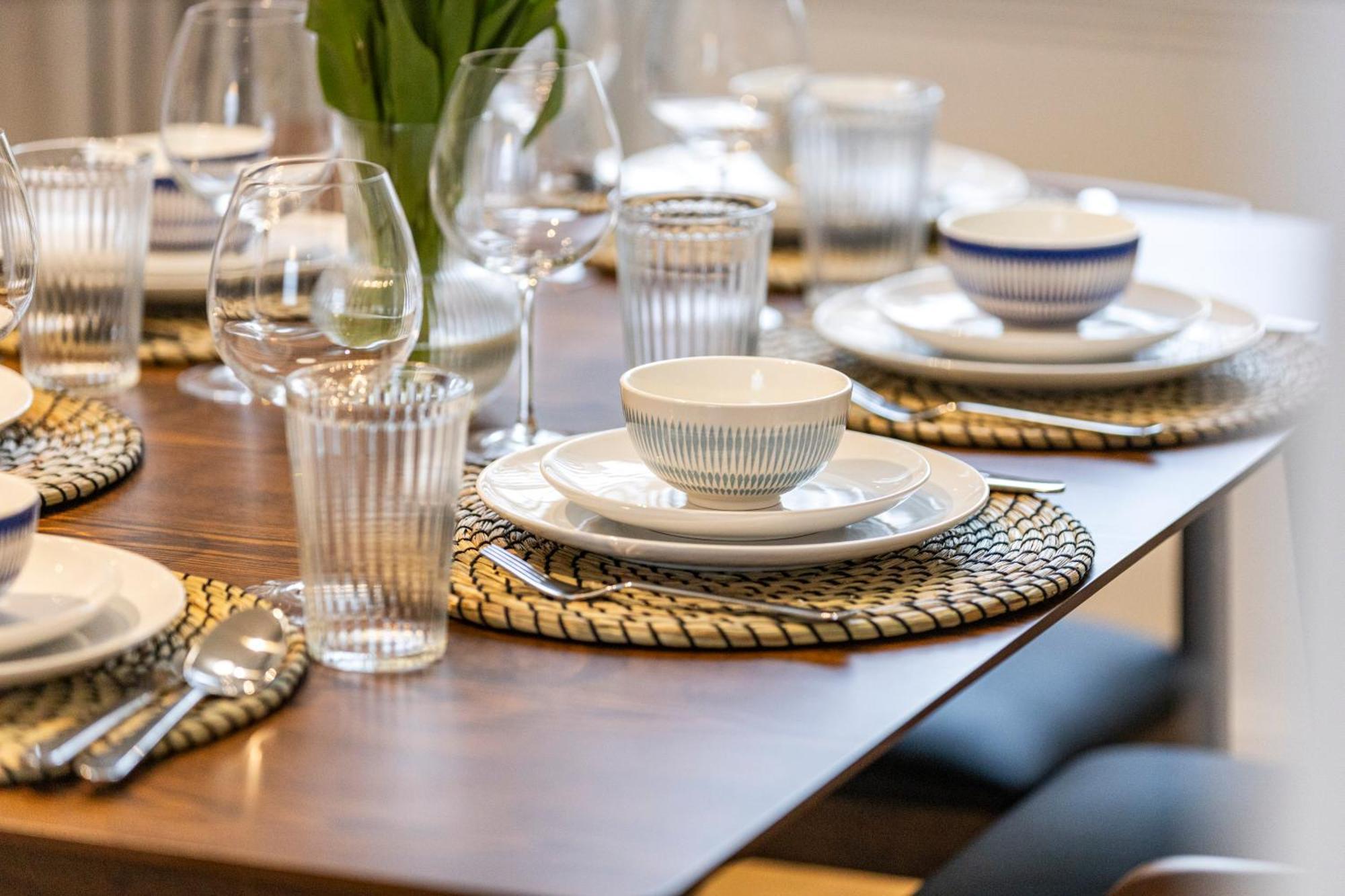 Guest Favorite Private With King Sized Bed And Garden Newly Renovated *