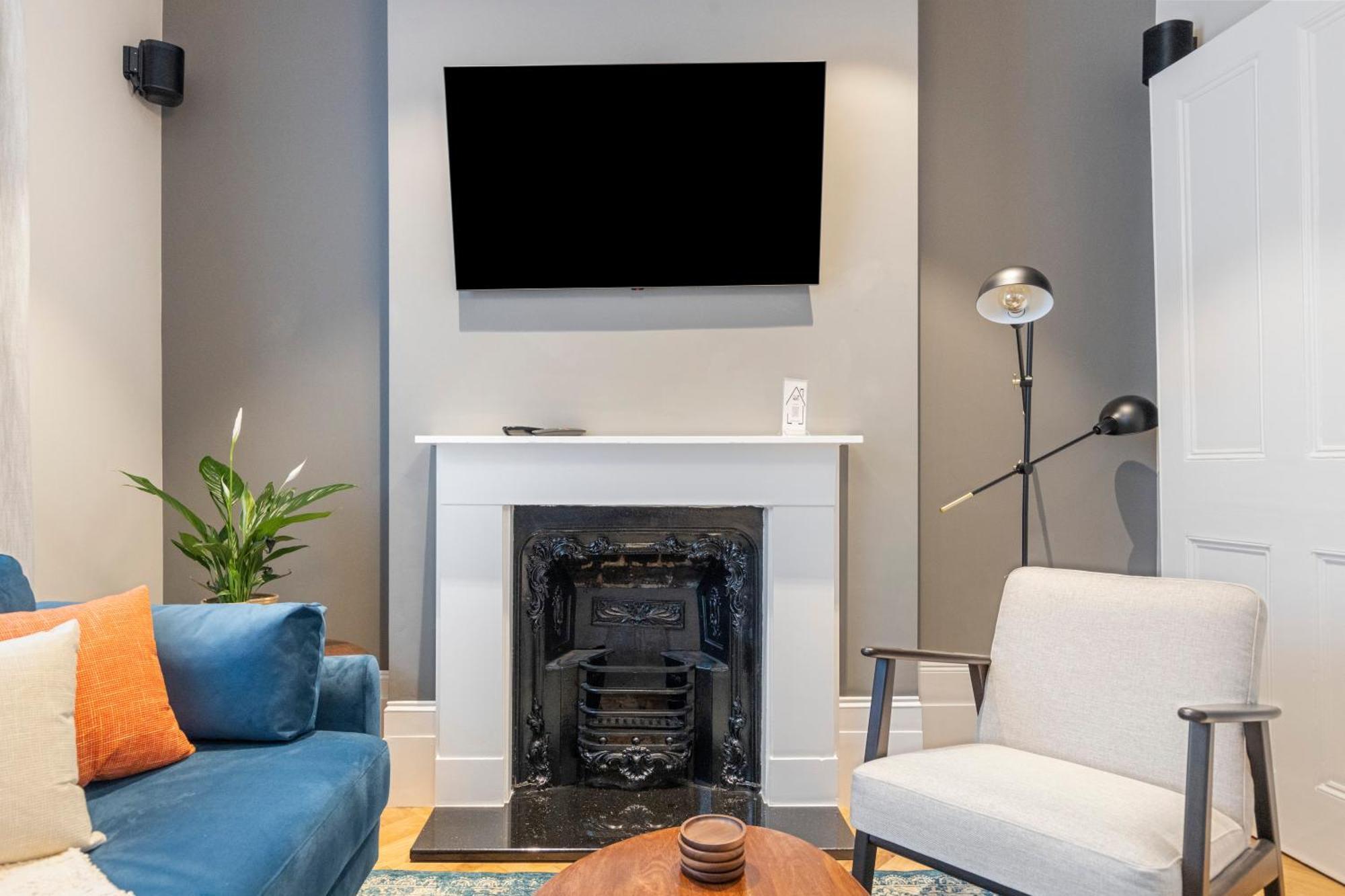 Guest Favorite Private With King Sized Bed And Garden Newly Renovated *