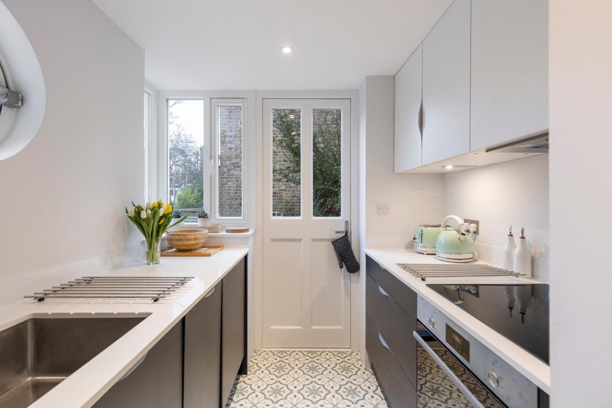 Guest Favorite Private With King Sized Bed And Garden Newly Renovated Leilighet