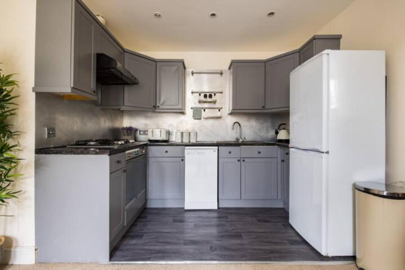 Apartment The West Kensington Collection *