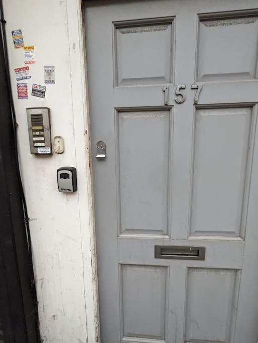 Fabulous Central Studio - Flat 4 Highbury Apartment *
