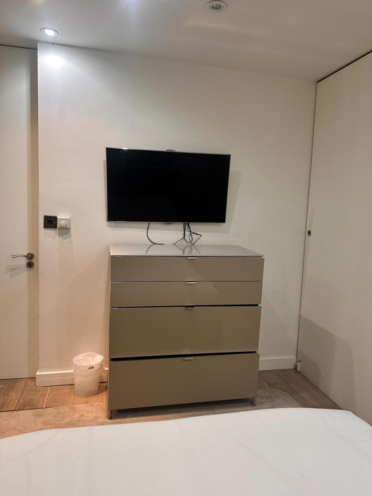 Lejlighed Spacious Flat - 2bhk