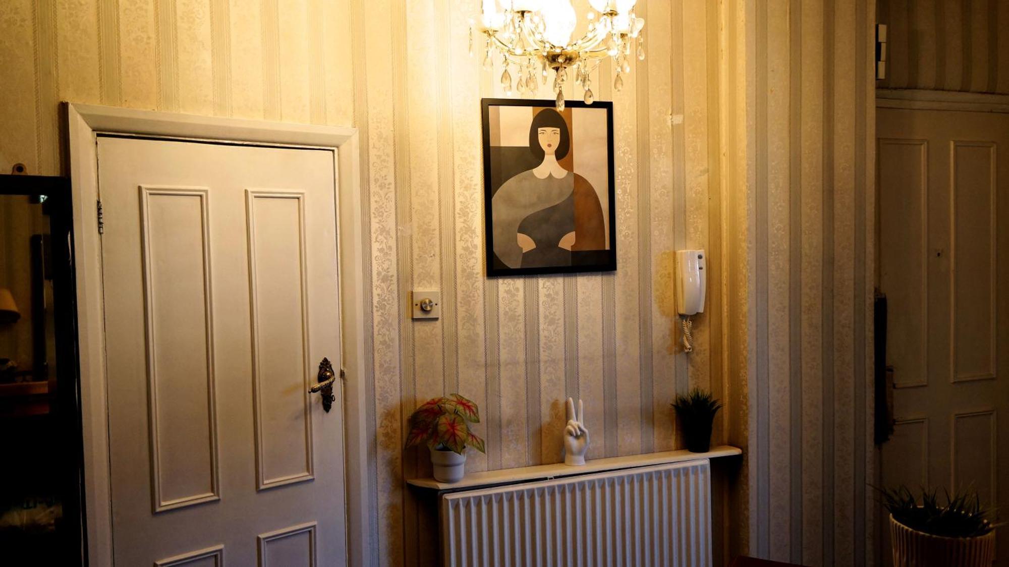 Shepherds Bush Superior Apartment, Center London! * London