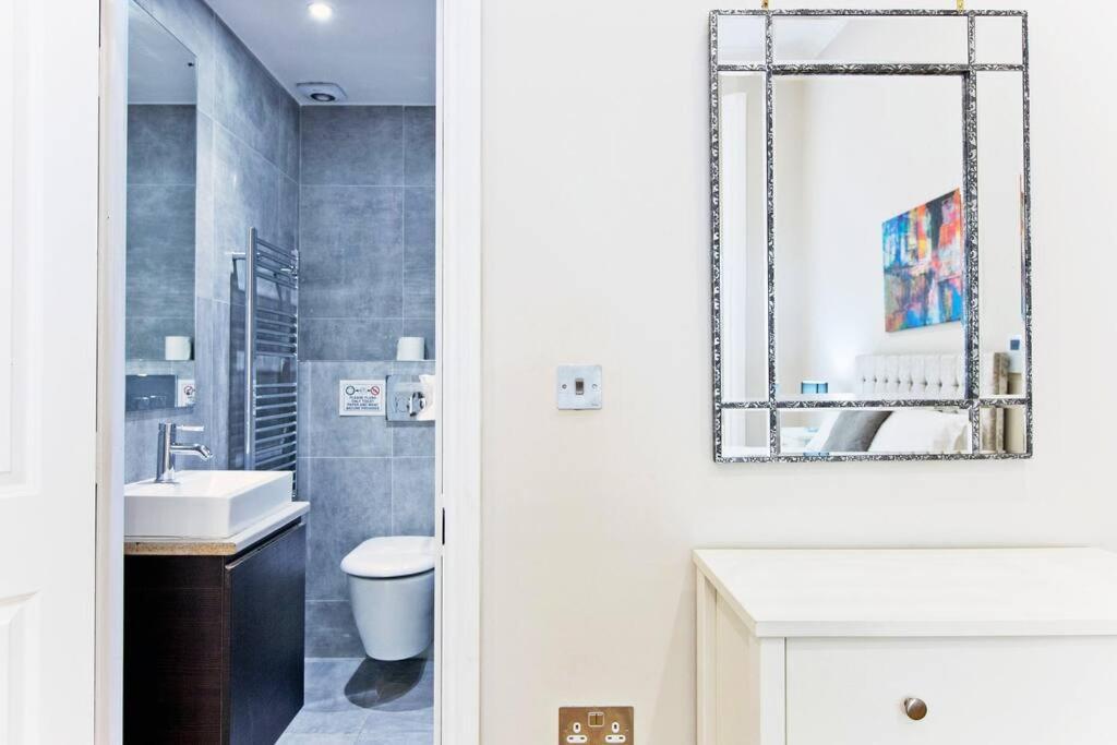 F1 Outstanding 1 Bed Duplex
