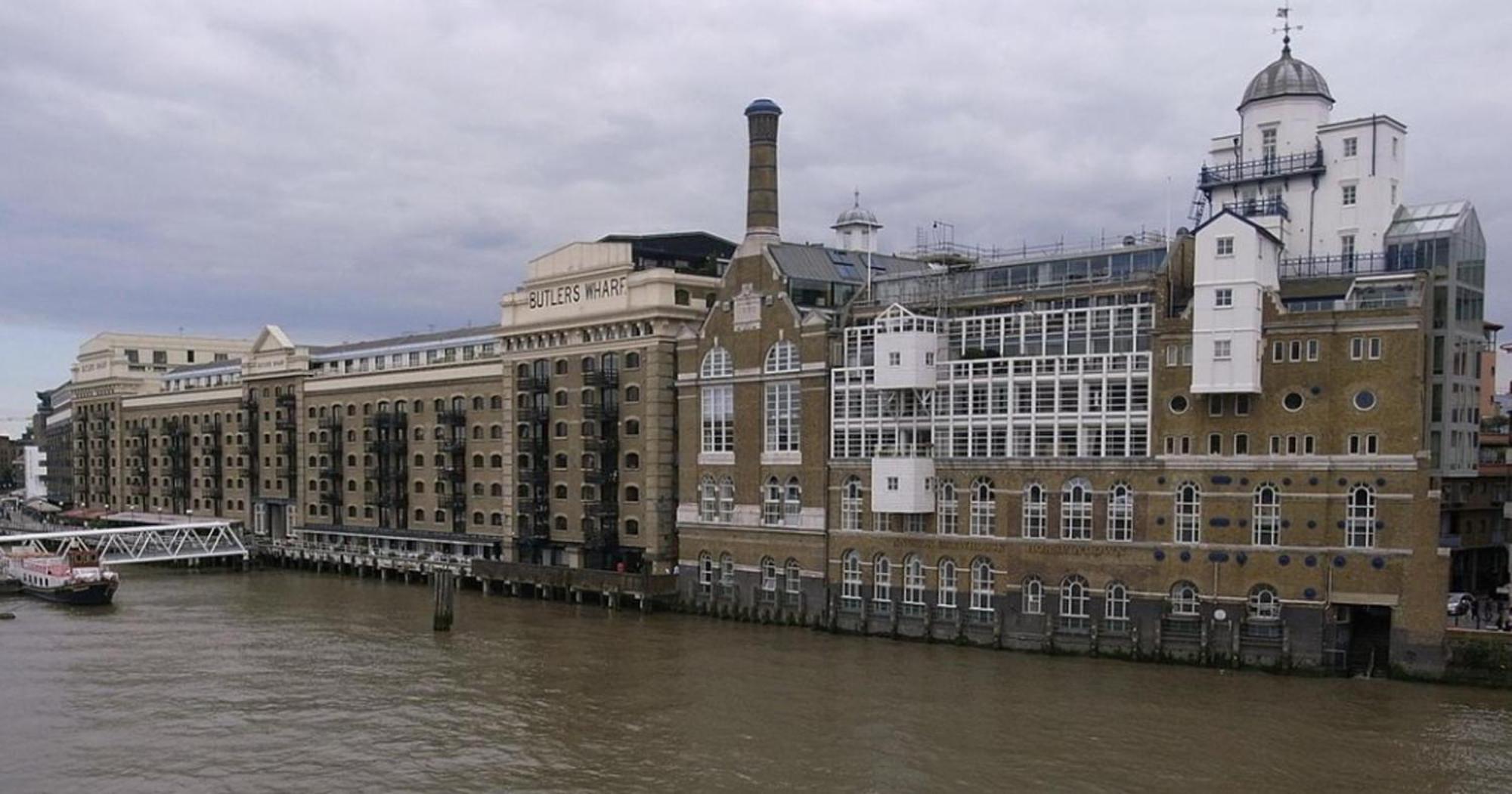 Bermondsey 3 People Peaceful * Londen