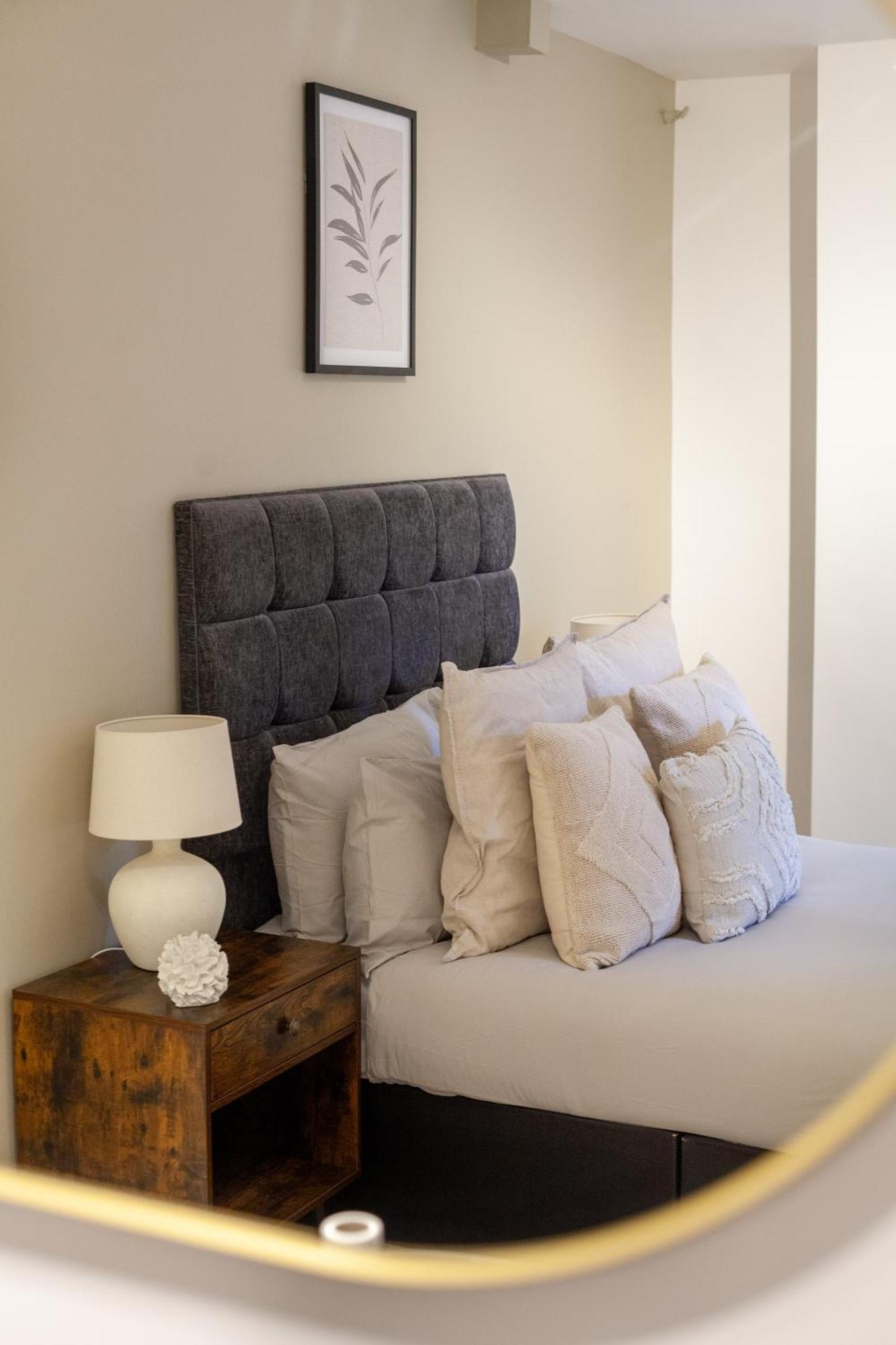 The Maida Vale Flat Apartment