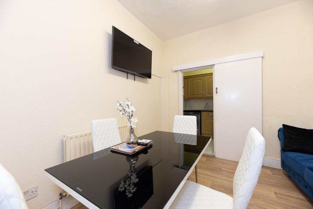 Barking Road Comfy House Privat bolig London