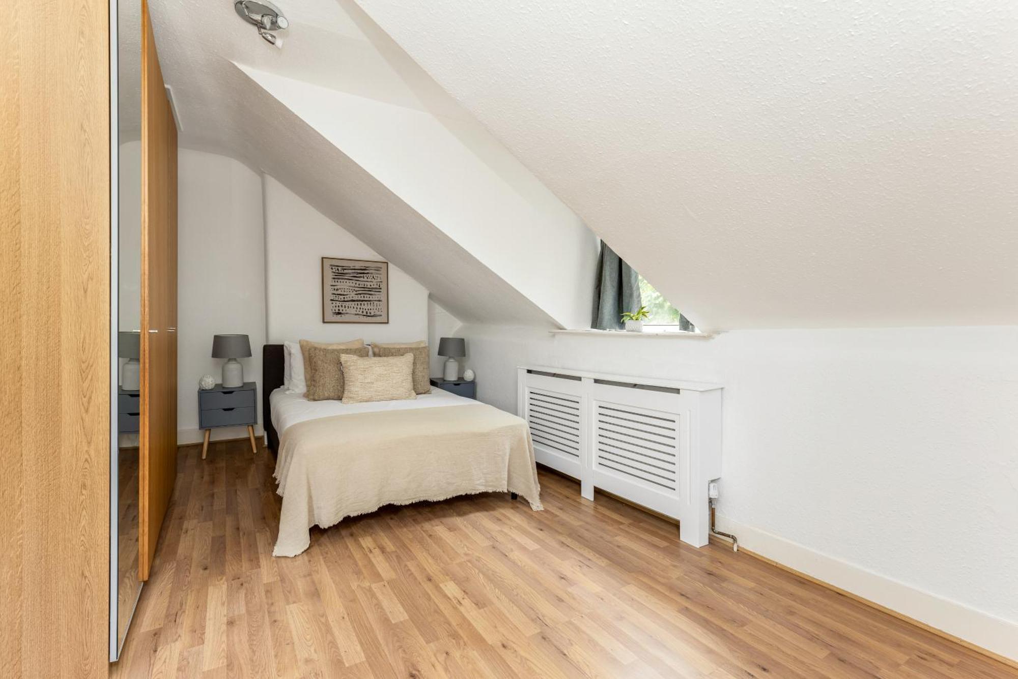 The Acton Luxury Flat Apartment *