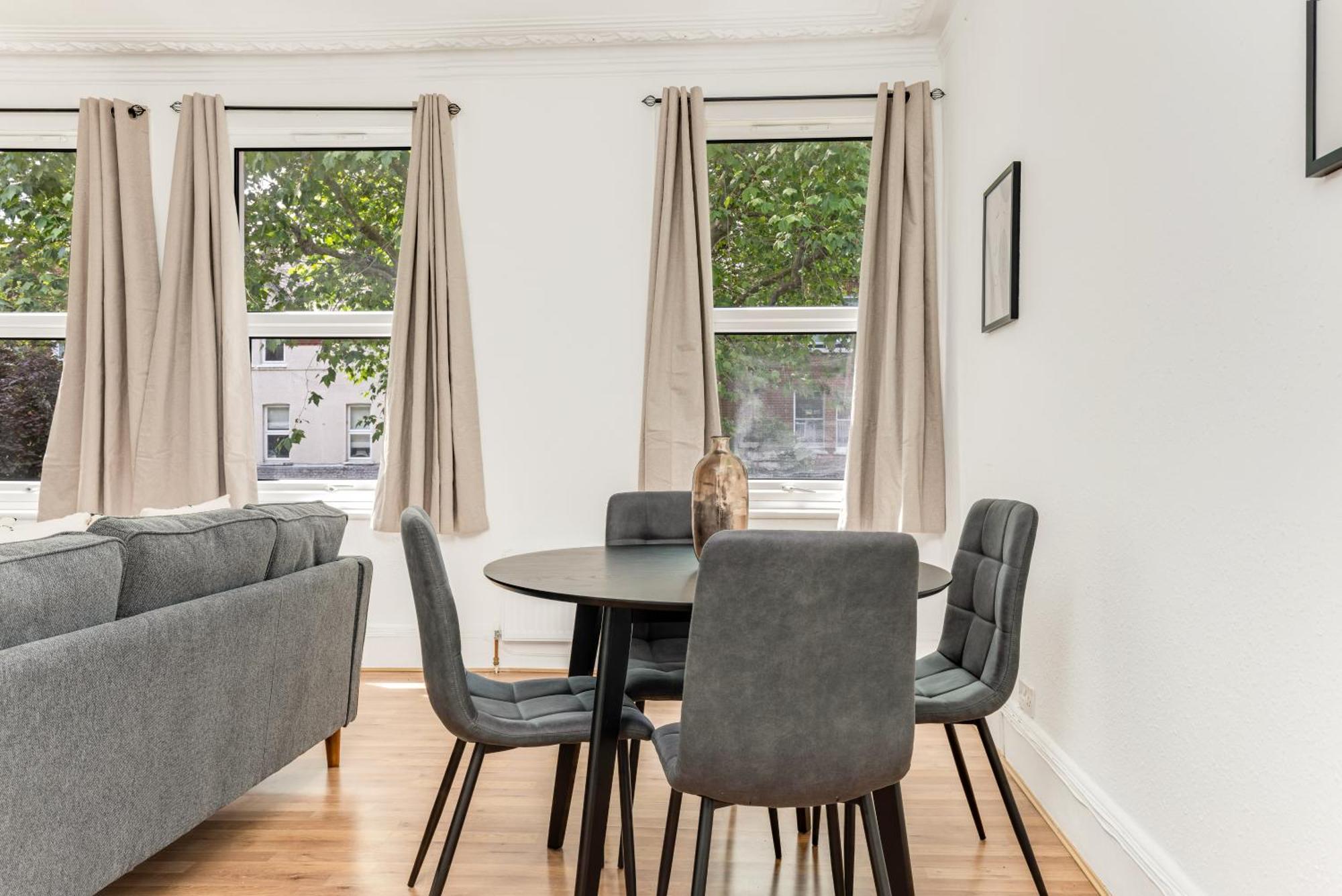 Apartment The Acton Luxury Flat