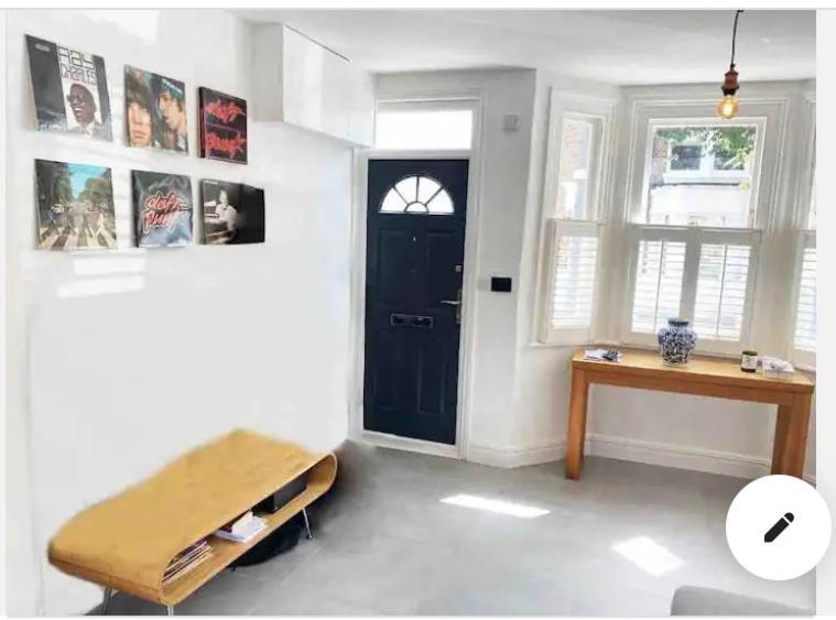 Feriehus Charming House In The Heart Of Xar London