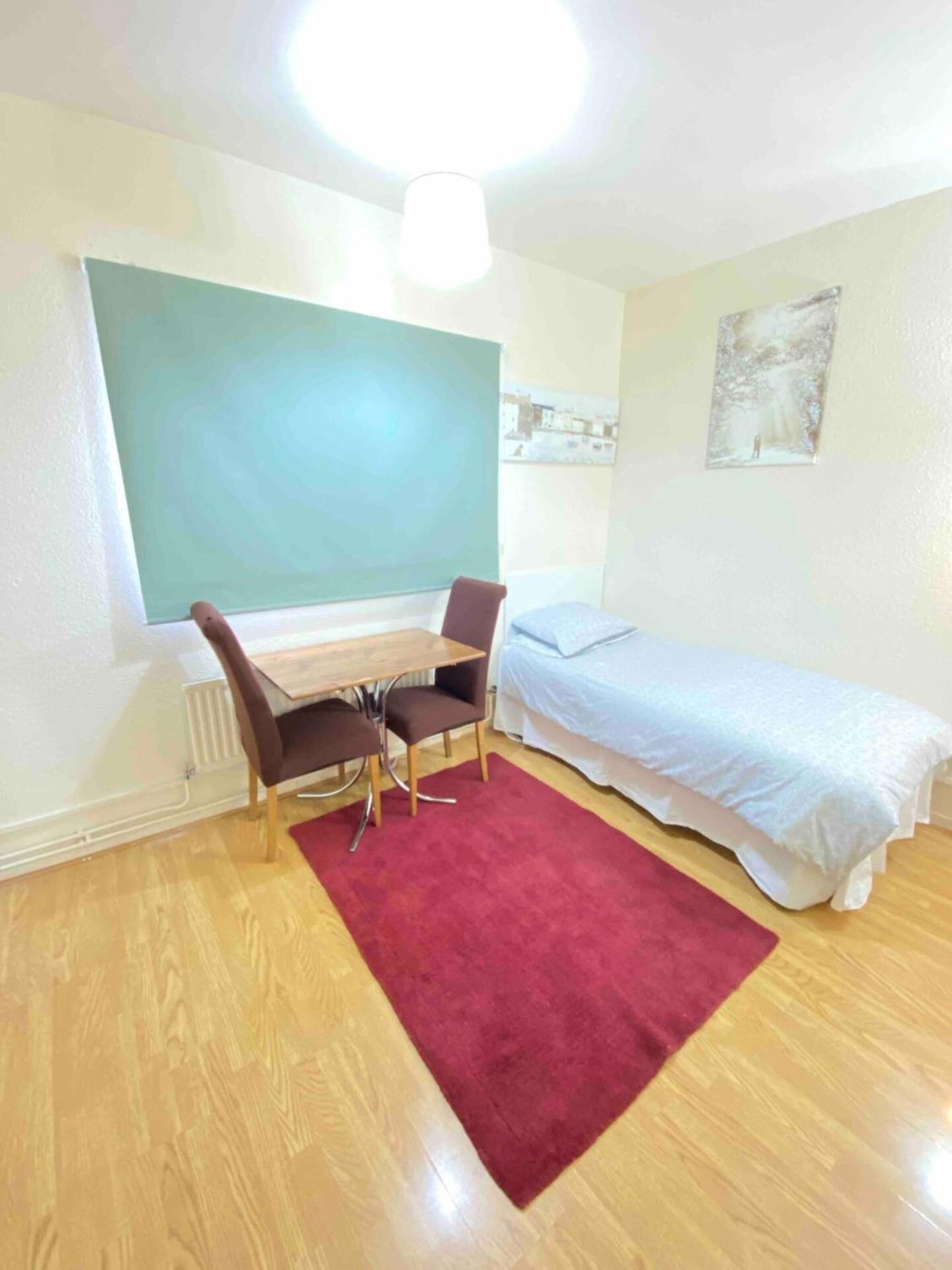 Single - Kings Cross, Female Only,, Alloggio in famiglia