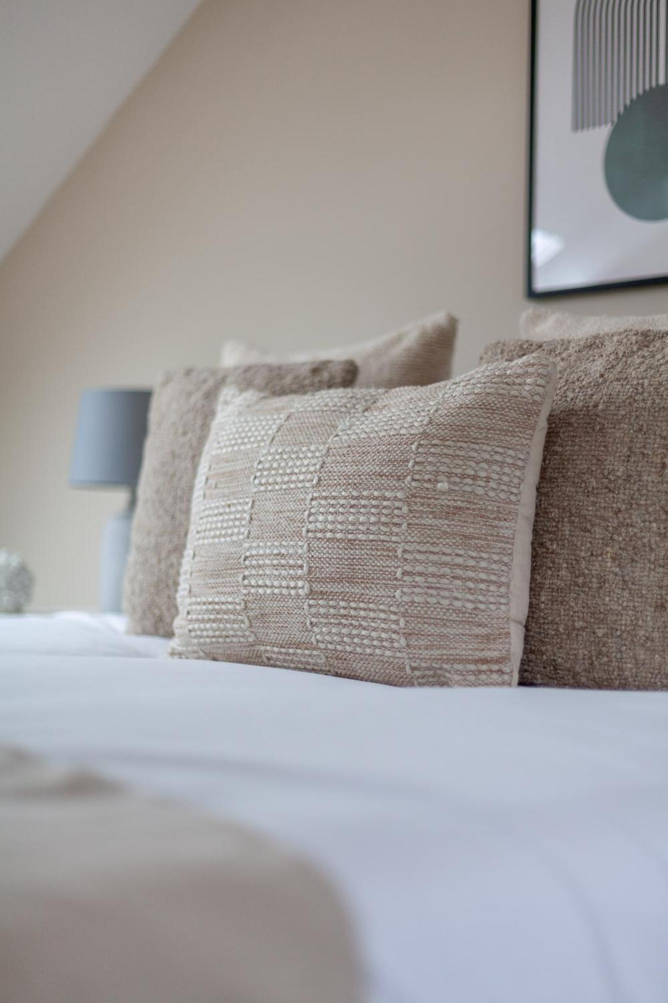 The Hammersmith Apartment