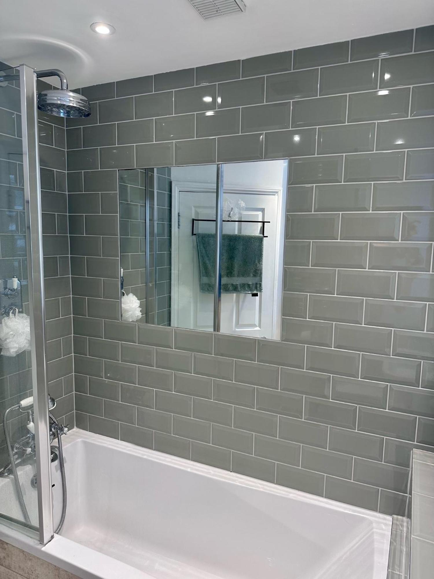 Large Bedroom In Beautiful House Privat overnatting *