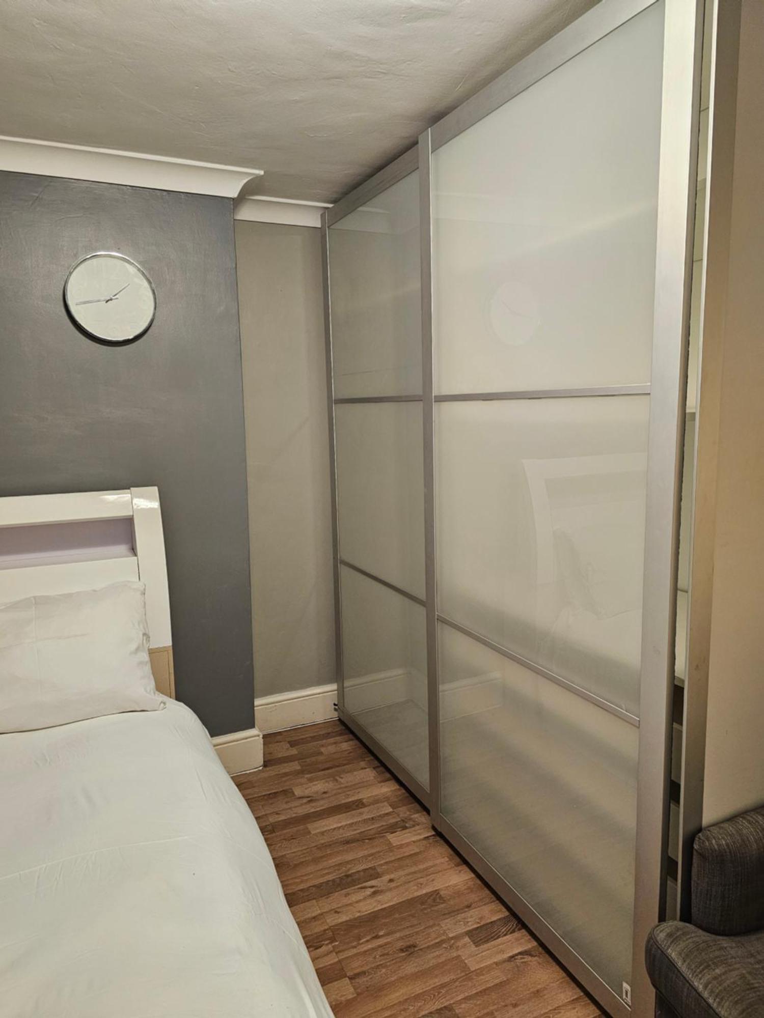 Privatunterkunft Umbrella Excel London