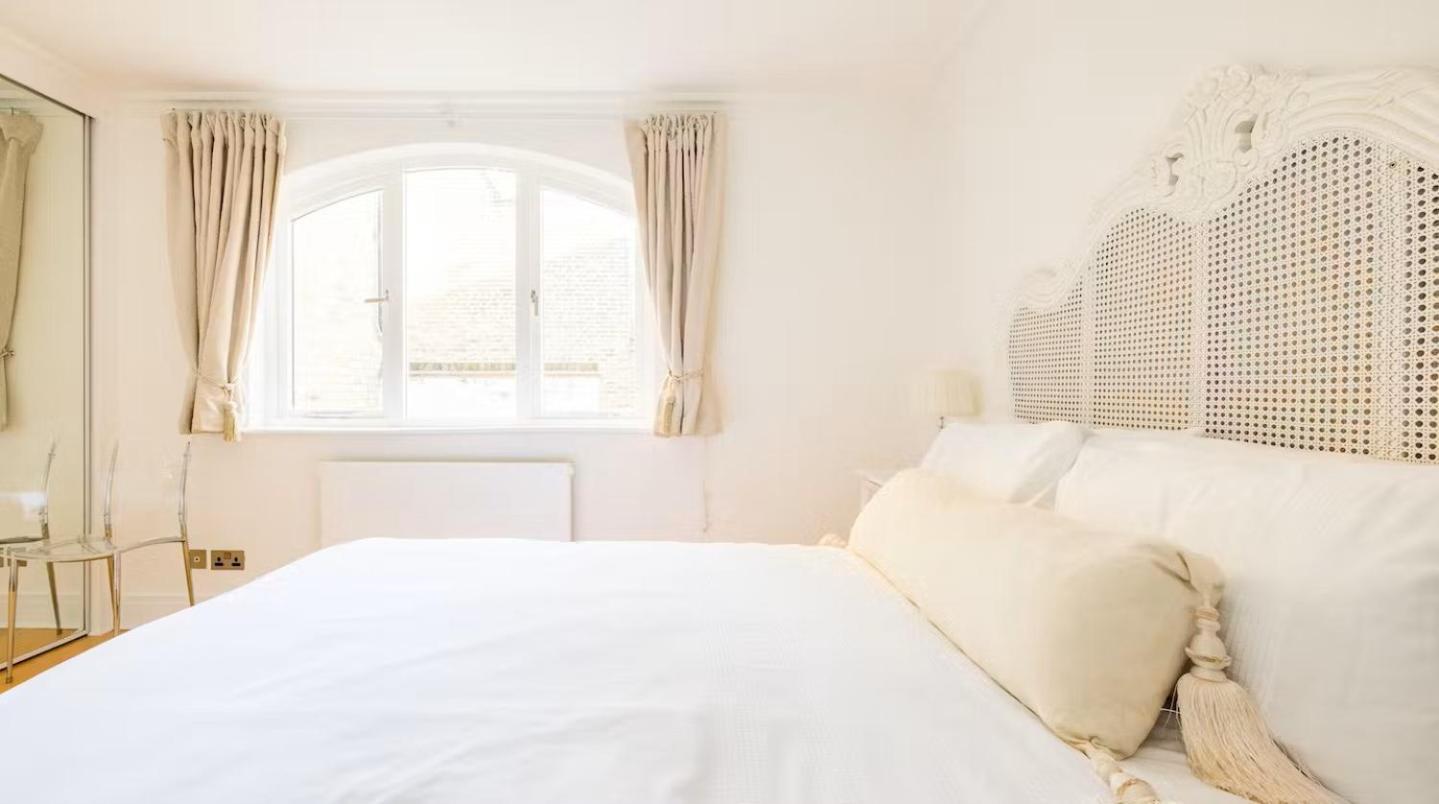 Notting Hill Luxury Duplex Apartment