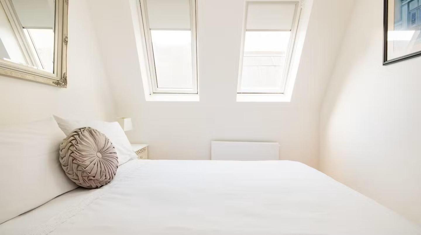 Notting Hill Luxury Duplex Apartment